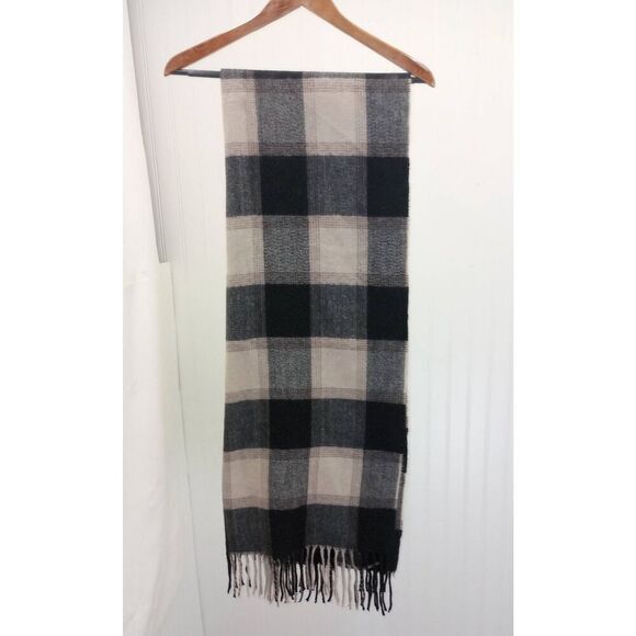 ZARA wide scarf, shawl. 25 in x 108 in - Picture 1 of 5